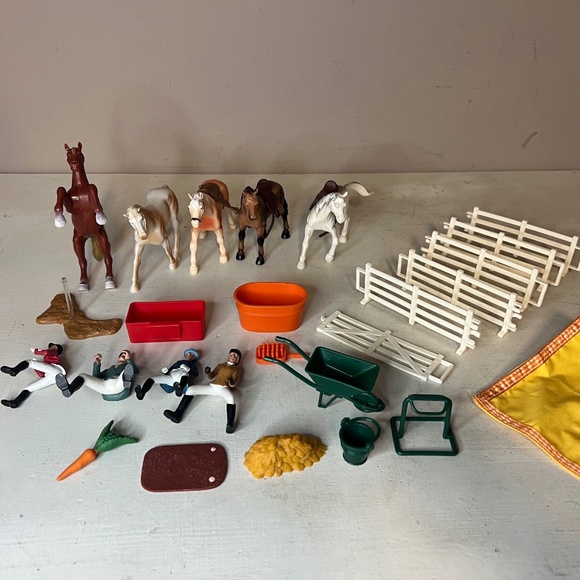 Vintage New Ray Horses & Riders Toy Figure Lot - Picture 1 of 7
